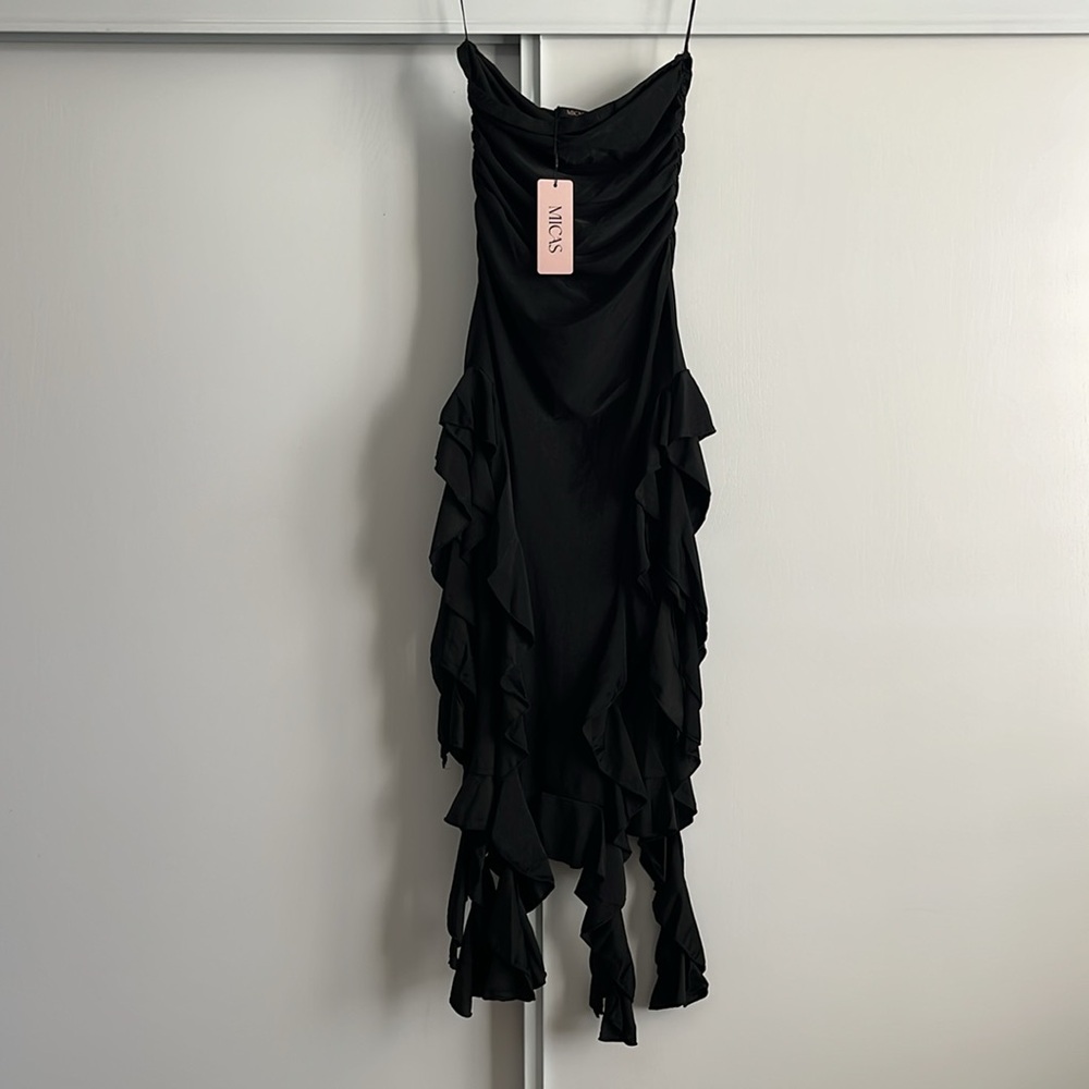 Micas Solid Ruffle Hem Ruched Tube Maxi Dress Size XS NWT - Picture 2 of 3